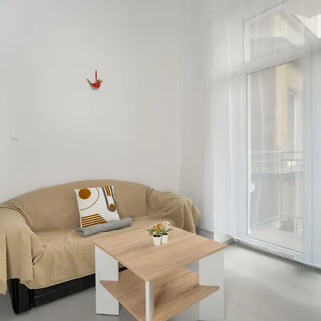 Stylowe I Eleganckie Na Parterze Przy Rynku W Poznaniu By Renters 아파트 포즈난