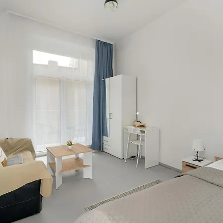 Stylowe I Eleganckie Na Parterze Przy Rynku W Poznaniu By Renters 아파트
